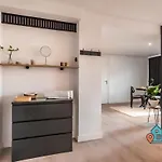 Apartment Private With Free Parking Near Vondelpark & Museums In *