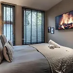Apartment Private With Free Parking Near Vondelpark & Museums In Amsterdam