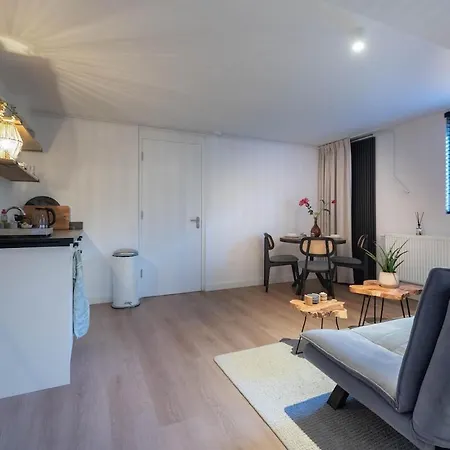De Jordaan Luxury Apartment