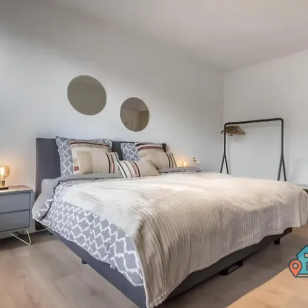 Private With Free Parking Near Vondelpark & Museums In * Amsterdam