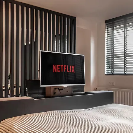 شقة Private Apartment With Free Parking Near Vondelpark & Museums In Amsterdam أمستردام