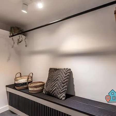 Private Apartment With Free Parking Near Vondelpark & Museums In Amsterdam شقة *